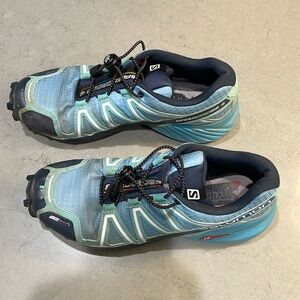 Salomon Speedcross 4 trail running shoes